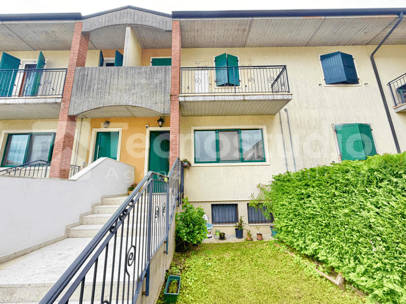 Villa a schiera, Zimella — foto 2 di 5