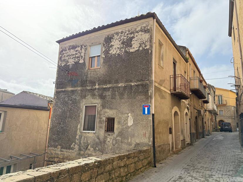 Casa indipendente in Via Fratelli Bruno 20, Piazza Armerina — foto 3 di 5