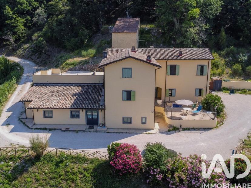 Rustico in Via Collebudino 23, Valtopina — foto 4 di 5