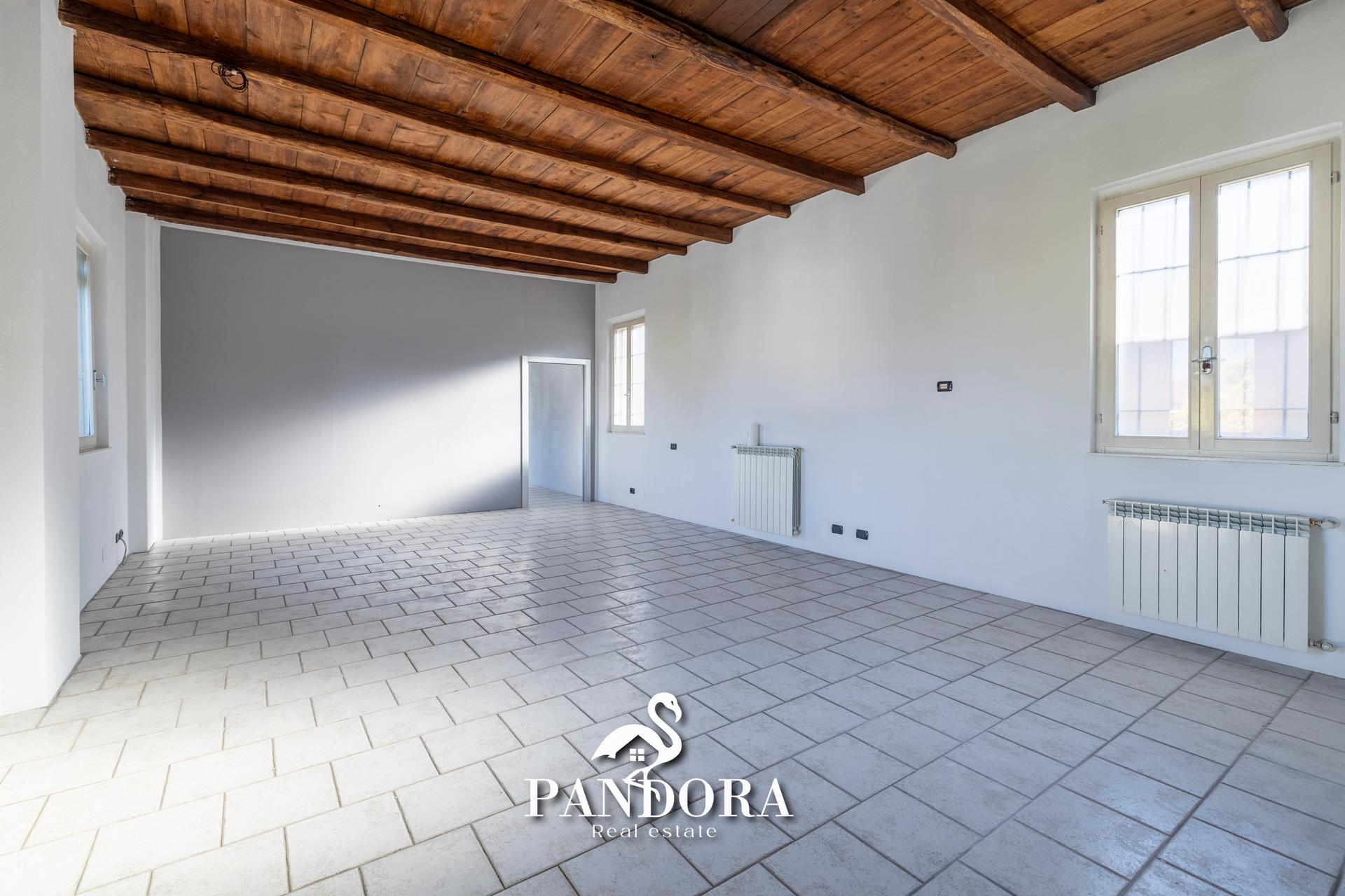 Appartamento in Via Dante 6, Arsago Seprio