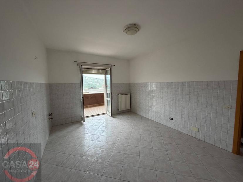 Trilocale in Via Aldo Moro 13, Priverno — foto 2 di 5