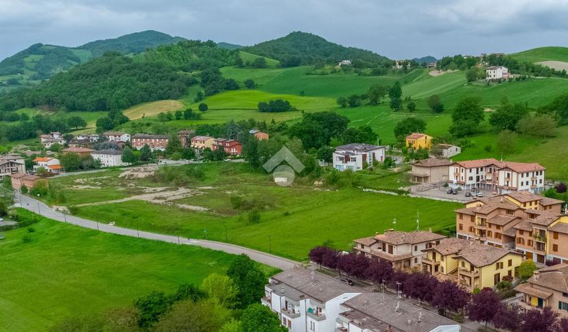 Villa in Via Ceramica S. Giovanni, Viano — foto 3 di 5