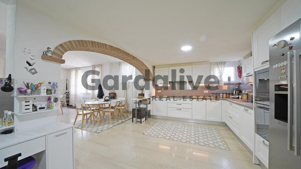 Villa in Strada Peschiera 33, Ponti sul Mincio