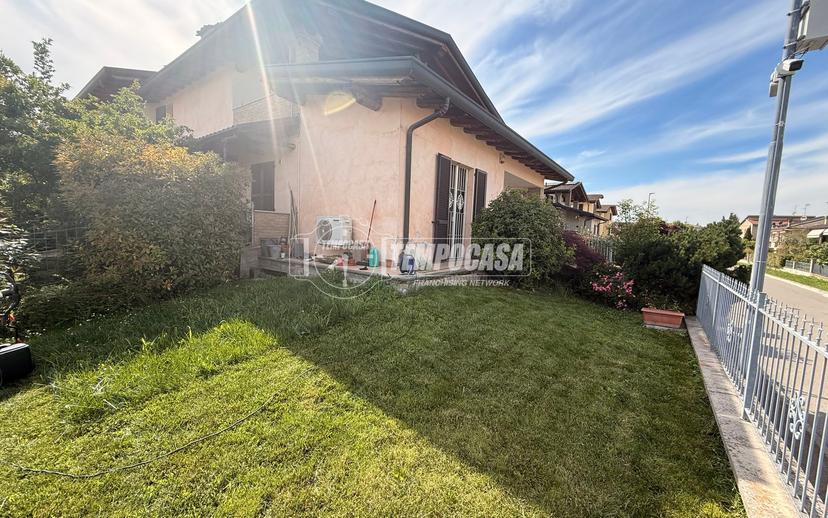 Bilocale in Via Carlo Manzella, Castel San Giovanni — foto 5 di 5