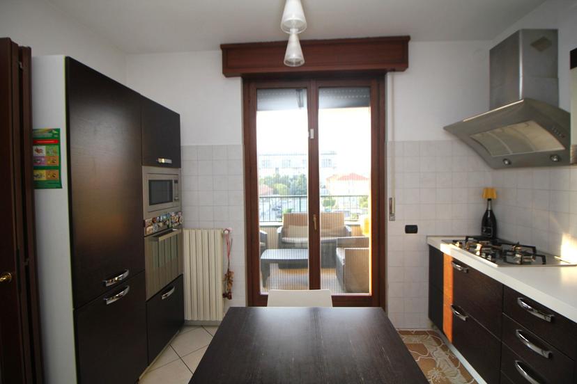 Trilocale in Via Gaeta 24, Legnano