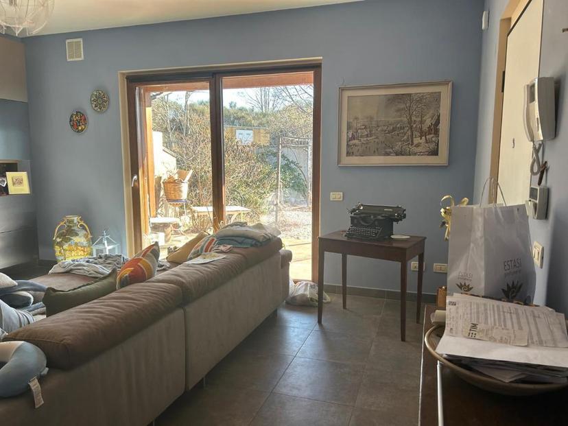 Villa a schiera in Via Bazzanese 140, L'Aquila