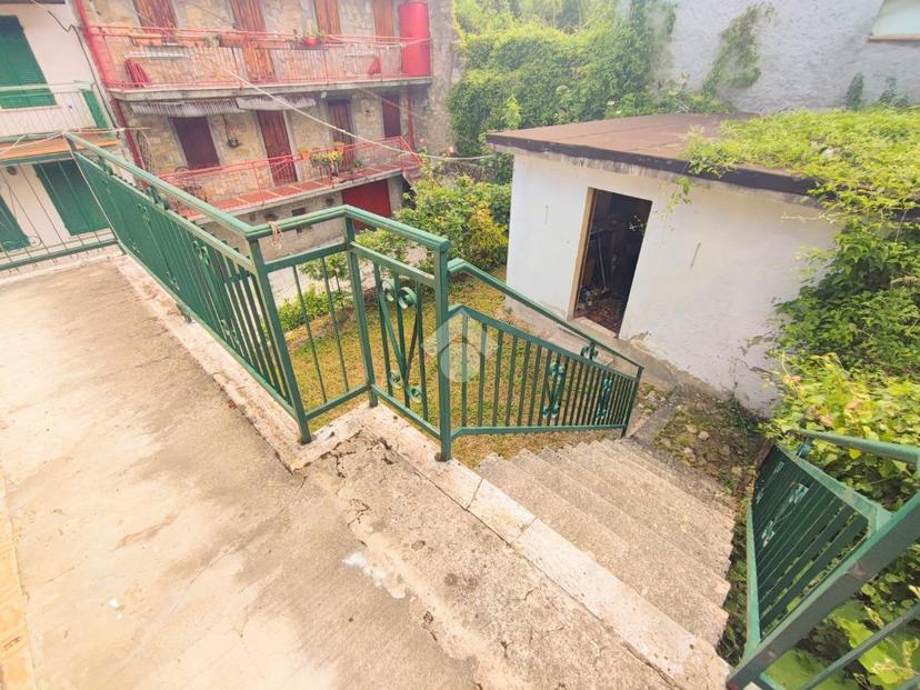 Casa indipendente in Frazione Salogni 1, Fabbrica Curone — foto 3 di 5