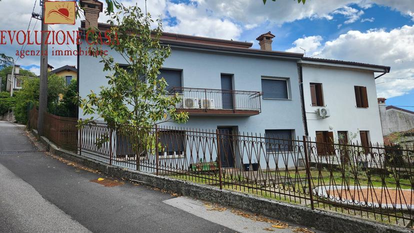 Casa indipendente in Salita San Michele 6, Sagrado — foto 2 di 5