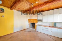 Casa indipendente in Piazza Balducci 5, Poggio San Vicino