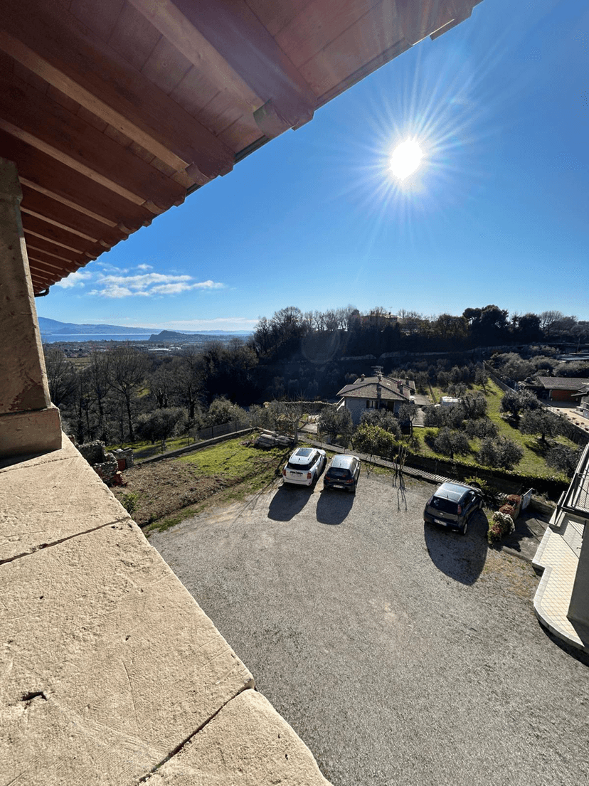 Cascina in Via Indipendenza, Puegnago sul Garda — foto 3 di 5