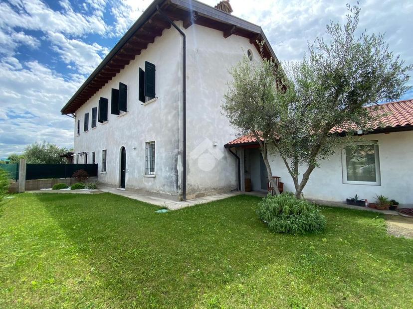 Casa indipendente in Vicolo Gioacchino Rossini 38, Cazzago San Martino — foto 2 di 5