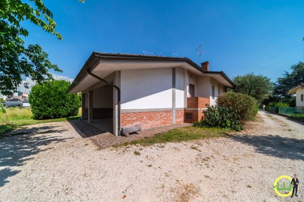 Villa in Via Isonzo 10, Cormons — foto 5 di 5