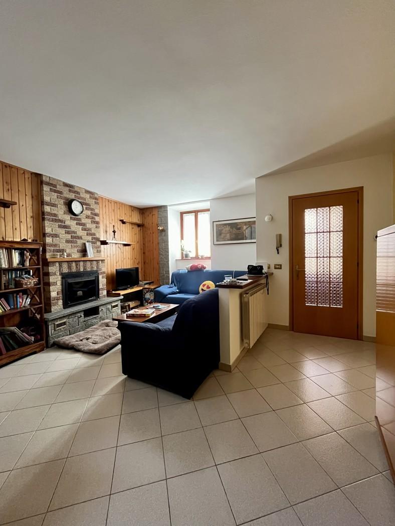 Casa indipendente in Via Tenente Pedrazzoli 3, Centro Valle Intelvi — foto 2 di 5