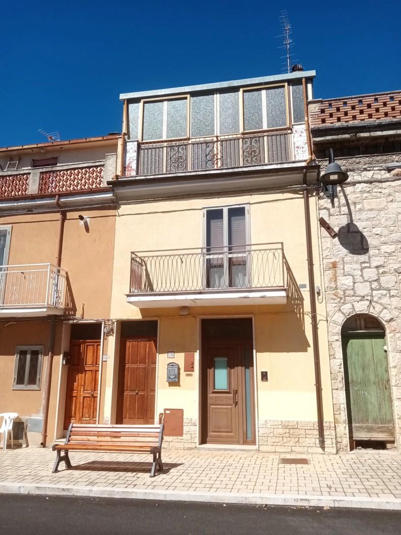 Casa indipendente in Viale S. Francesco 58, Toro