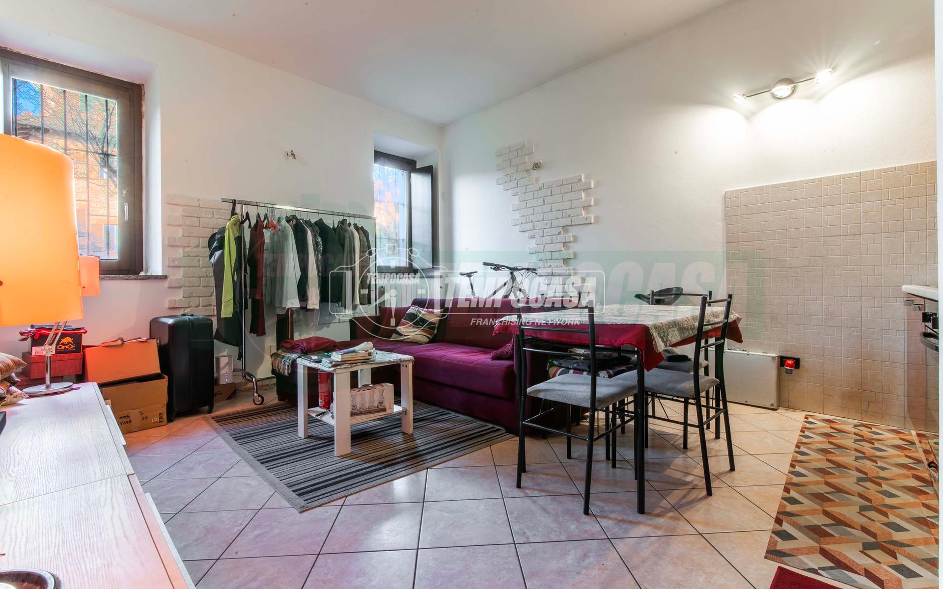 Bilocale in Via Solferino, Cislago