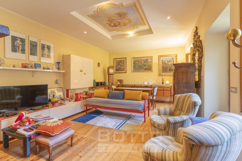 Villa a schiera in Via C.Cavour 17, Ameno — foto 3 di 5