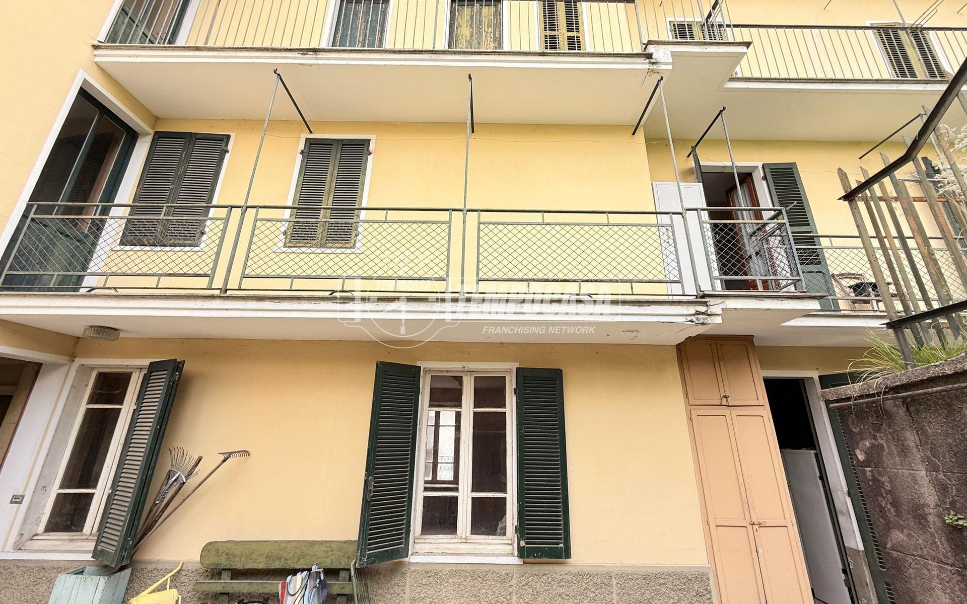 Casa indipendente in Via Guglielmo Marconi, Roasio