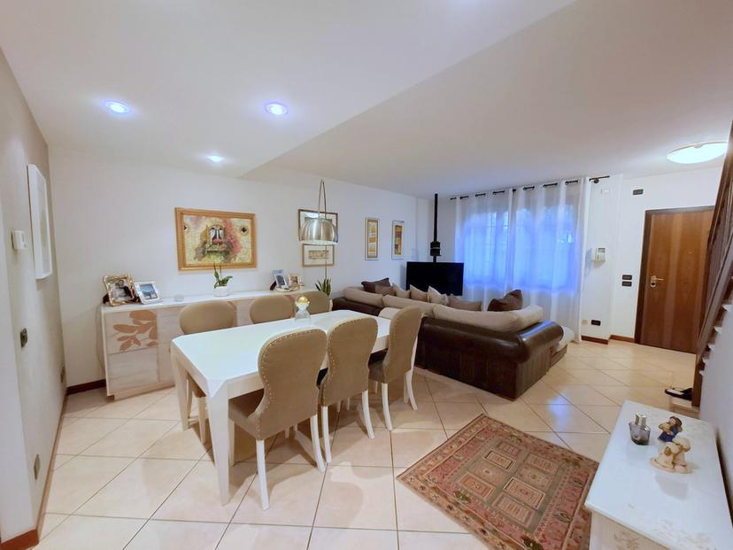 Villa in Via Cristoforo Colombo, Villafranca Padovana — foto 3 di 5