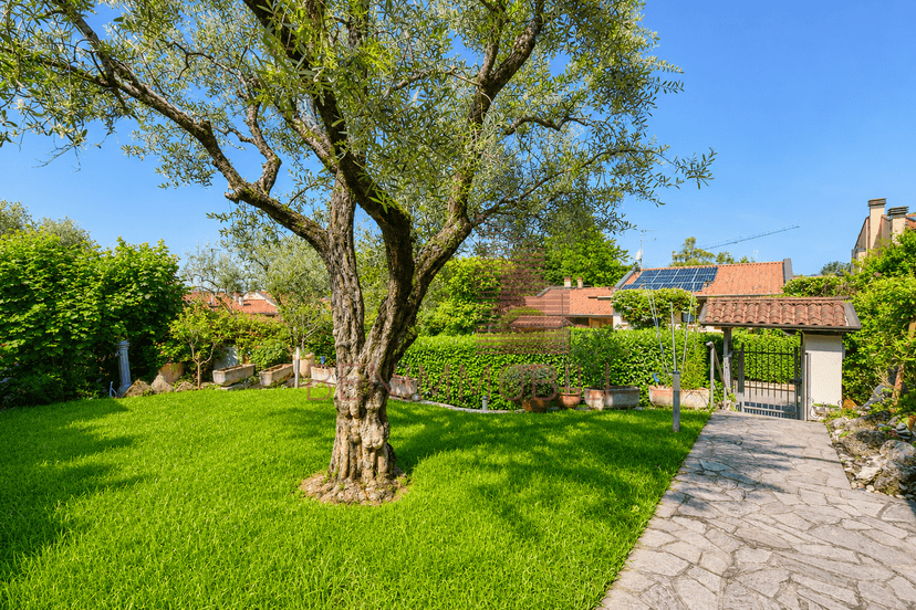 Villa in Via dei Castagneti 16, Cellatica — foto 3 di 5