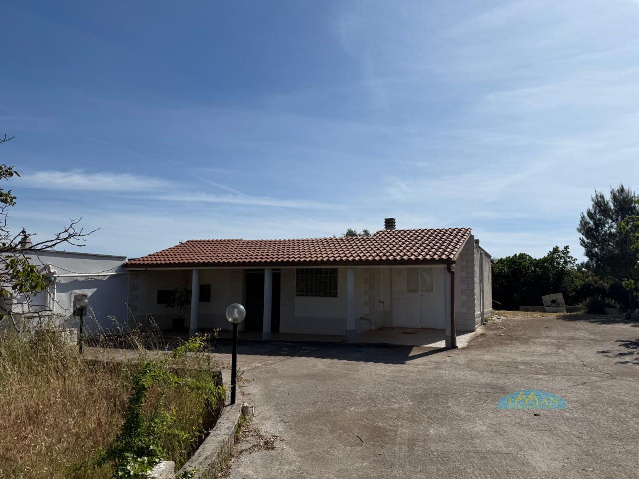 Villa in Contrada Montevecchio, Ceglie Messapica