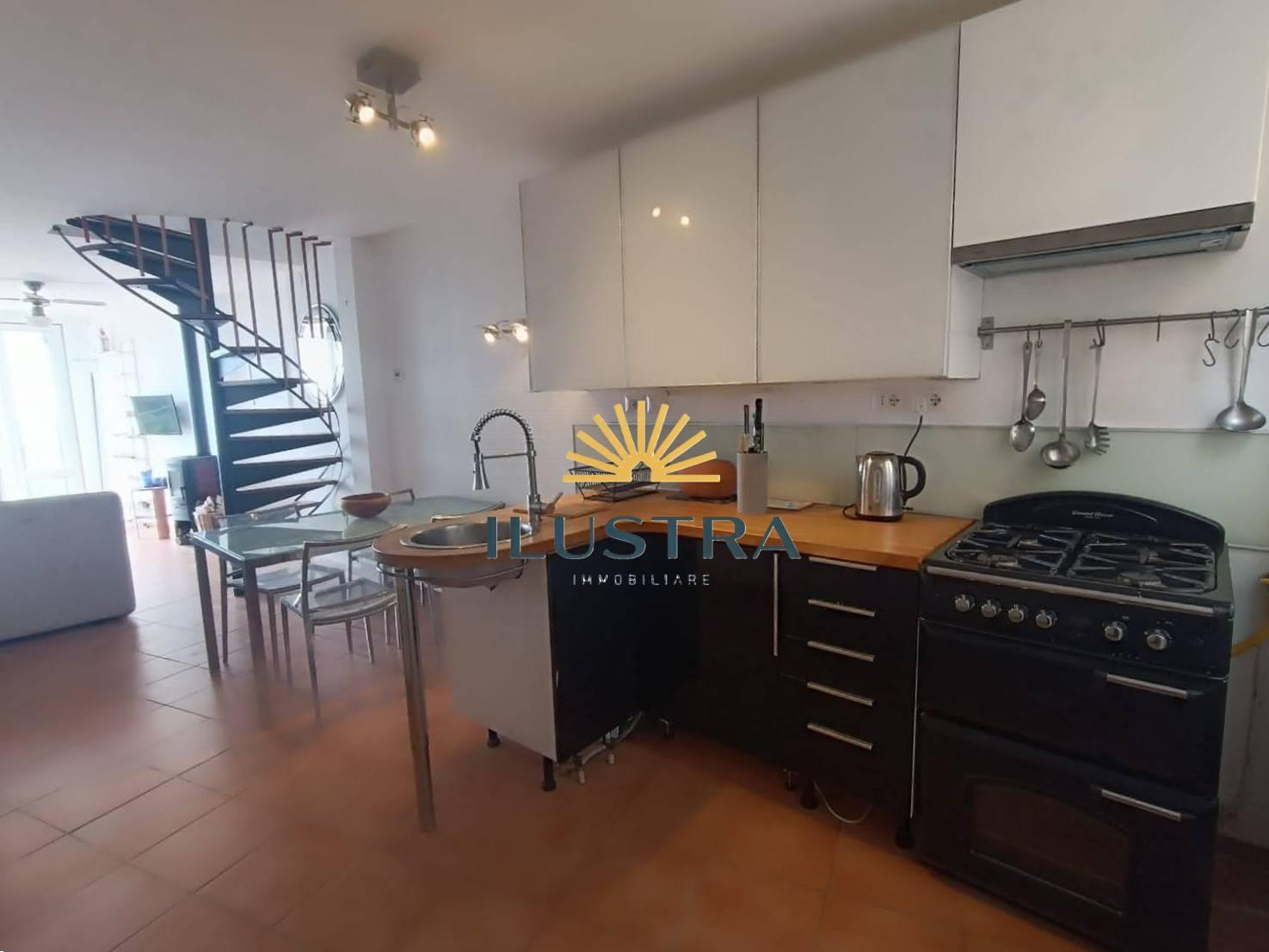 Trilocale in Via Umberto I 29, Montedinove