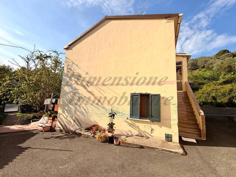 Casa indipendente in Piazza Giosuè Carducci, Rosignano Marittimo — foto 3 di 5