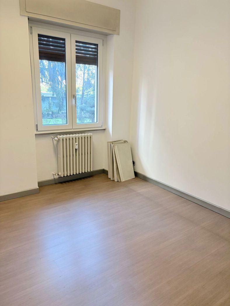 Bilocale in Via Monte Bianco 16, Monza — foto 4 di 5
