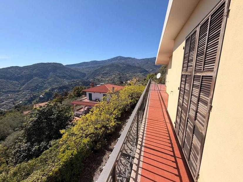 Appartamento in Via Nappio, 38, Ventimiglia — foto 4 di 5