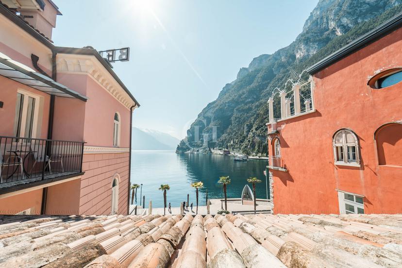 Mansarda in Via Gazzoletti, Riva del Garda — foto 5 di 5