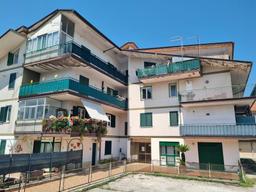 Bilocale in Via Alfredo Nazzaro, Parolise