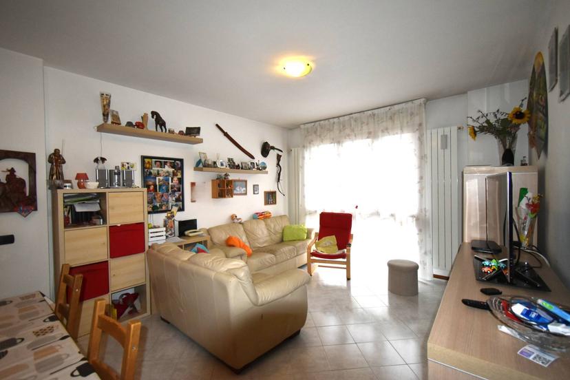 Trilocale in Via Cadorna 12, Bernareggio — foto 2 di 5