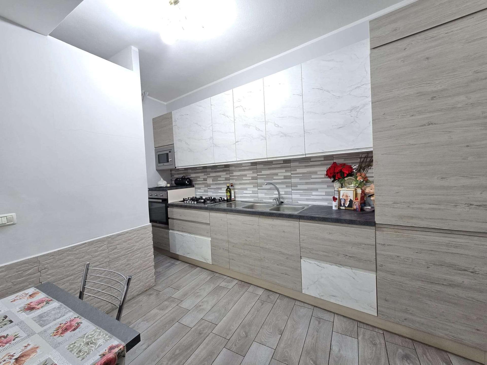 Trilocale in Via Magenta 52, Borgia