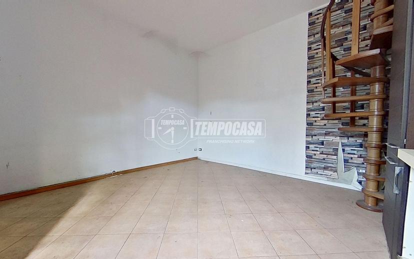 Bilocale in Via Solferino 36, Lissone — foto 3 di 5