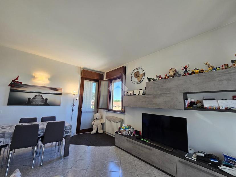 Trilocale in Via Dante Chiasserini 9, Milano