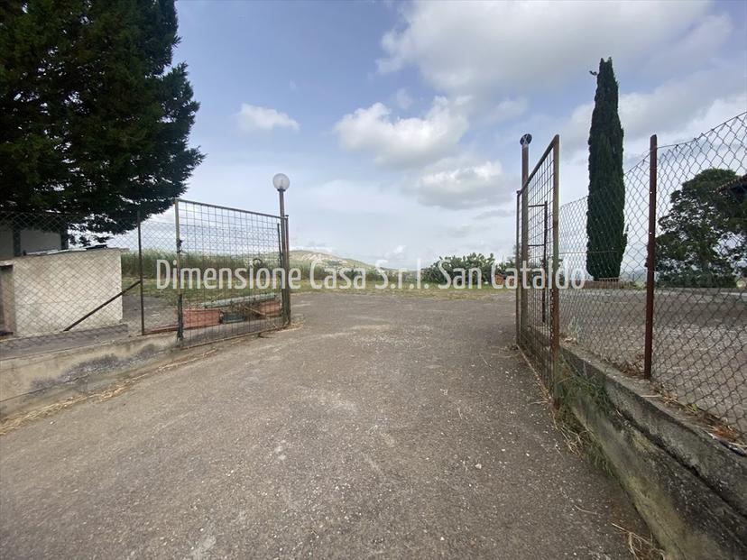 Casale in Contrada Pescazzo, Snc, Caltanissetta — foto 5 di 5