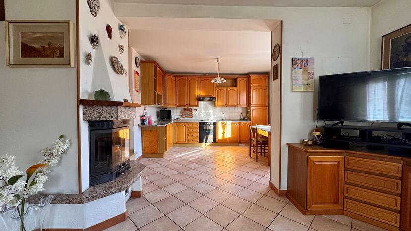 Casa indipendente in Vicolo Valle 1, Costa Volpino — foto 3 di 5