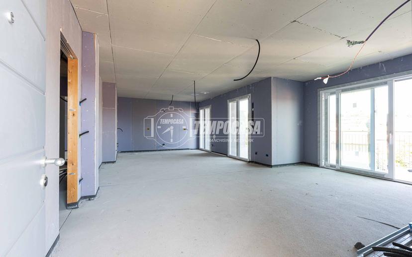 Quadrilocale in Via Monte Sabotino, Inverigo — foto 4 di 5
