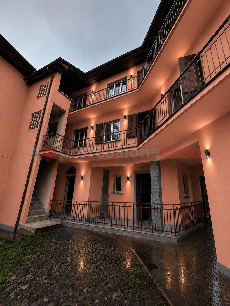 Bilocale in Via Bertoletti , Nebbiuno — foto 4 di 5