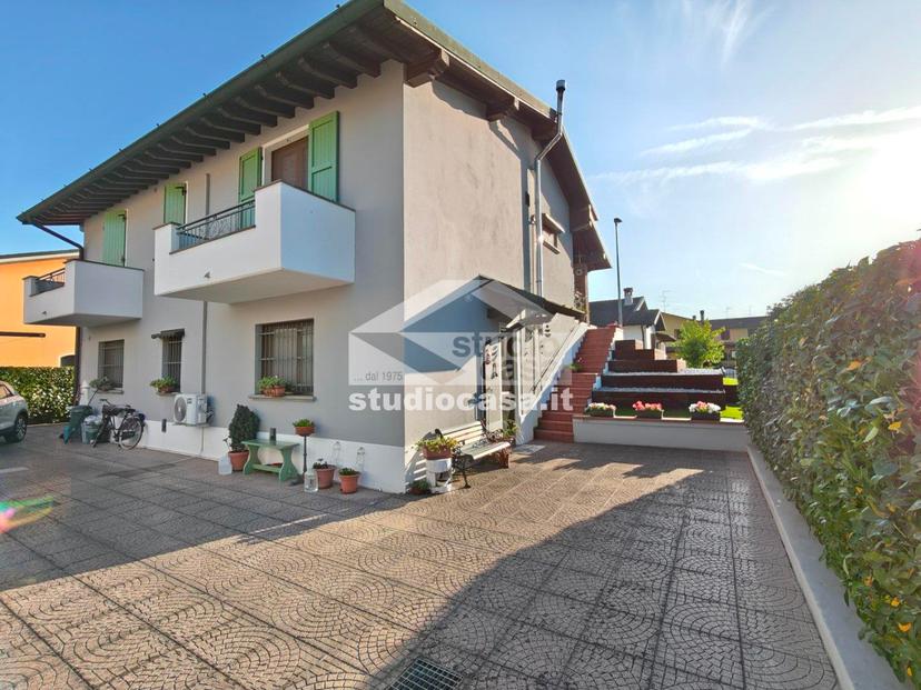 Villa in Via Crotti, Crema — foto 4 di 5