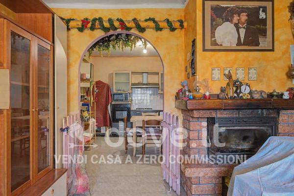 Quadrilocale in Via Brigate Partigiane 92, Follo — foto 2 di 5