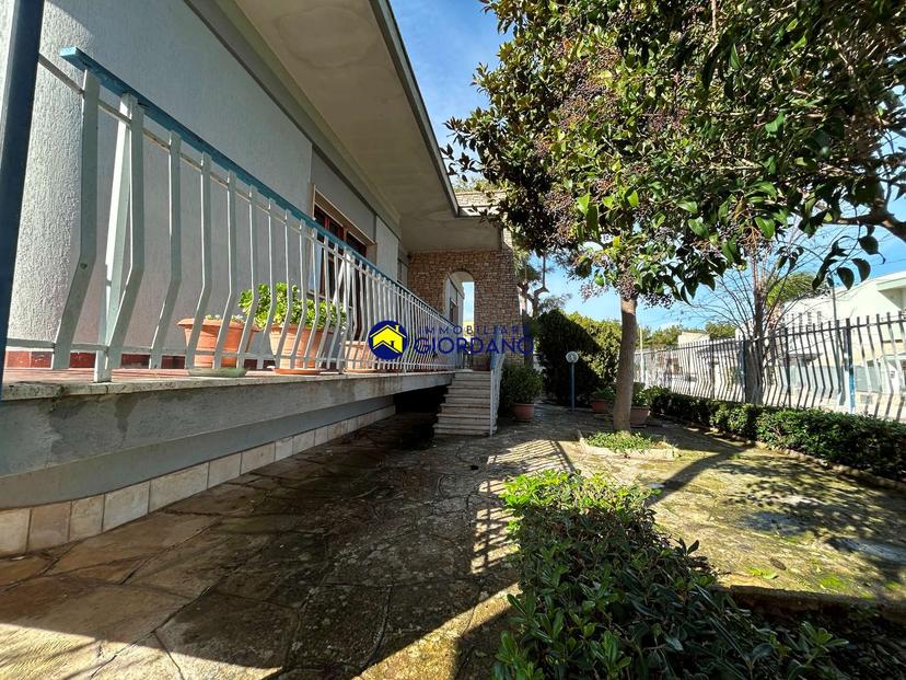 Villa unifamiliare in Via San Martino, 7 Angolo Via Brindisi, Squinzano — foto 5 di 5