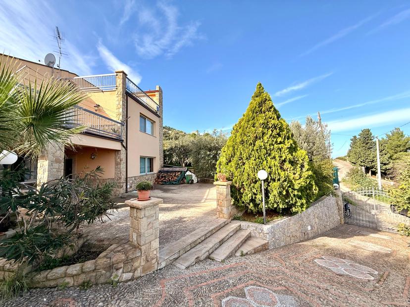 Casa indipendente in Via delle Muse 10, Cefalù