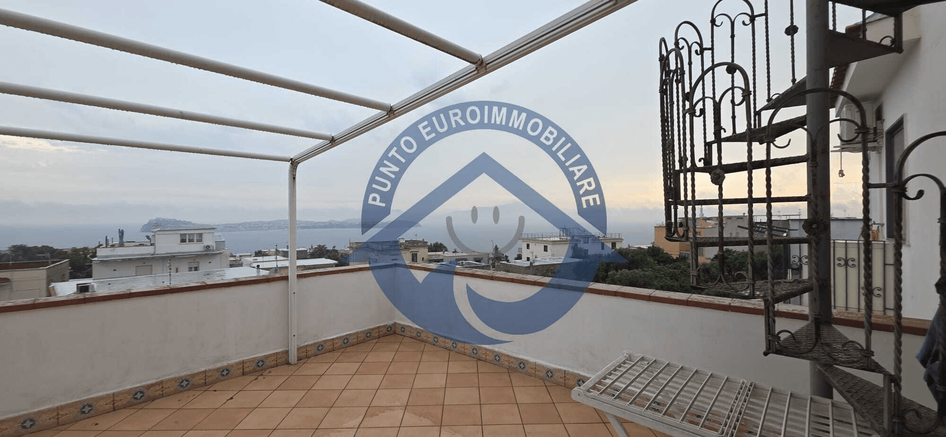 Attico in Via Michele Ruoppo, Monte di Procida