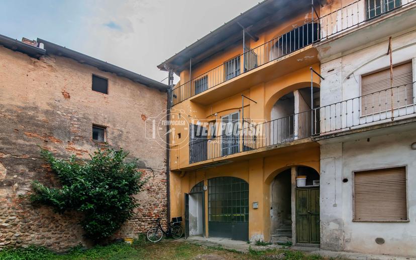 Trilocale, Fenegrò — foto 4 di 5