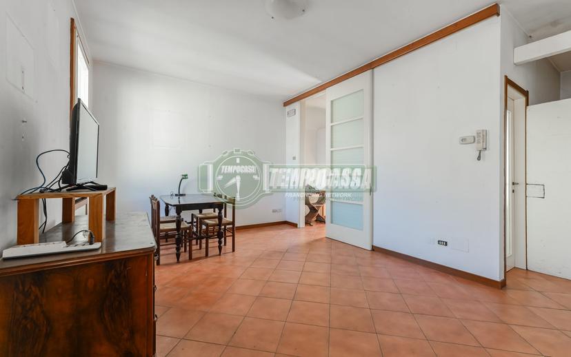 Trilocale in Via Vittorio Emanuele II 6, Bernareggio — foto 4 di 5