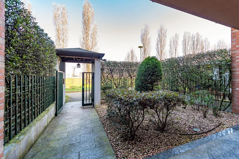 Villa in Via Biringhello, 15/B, Lainate — foto 3 di 5