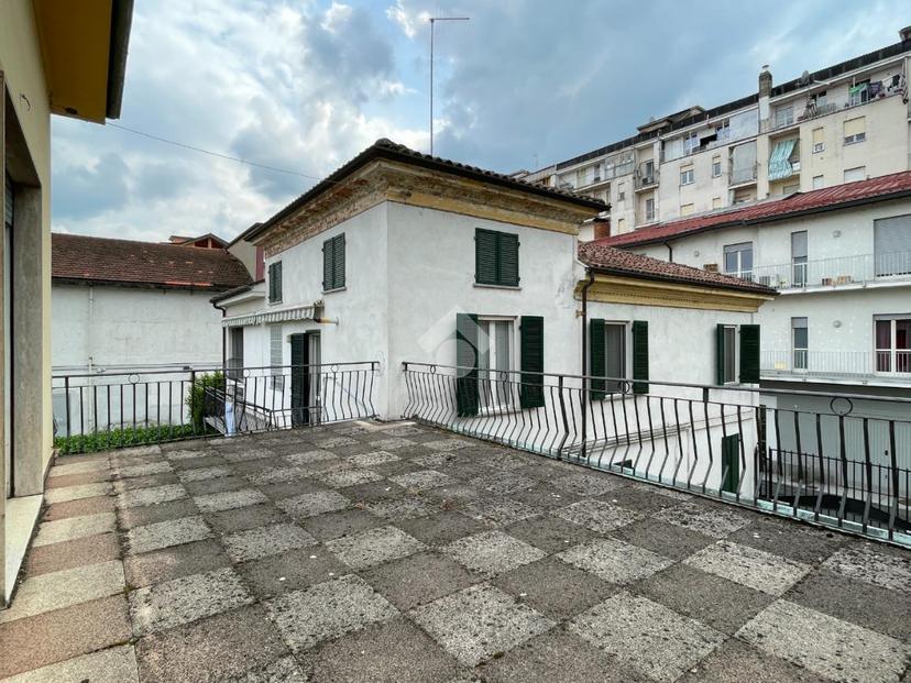 Casa indipendente in Via dei Partigiani 5, Canelli — foto 3 di 5