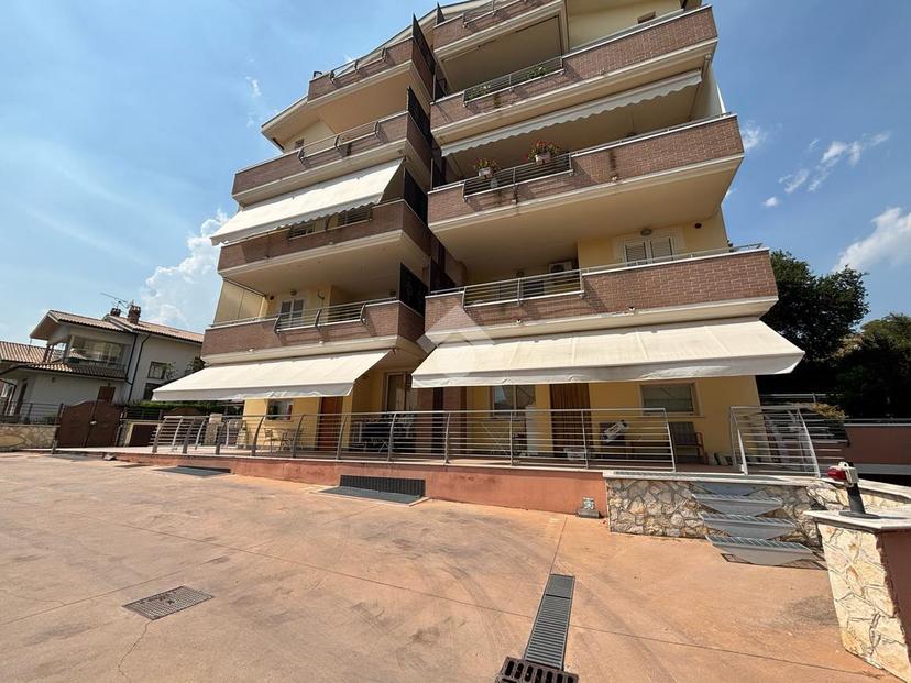 Trilocale in Via Livorno 2, Castellalto — foto 5 di 5
