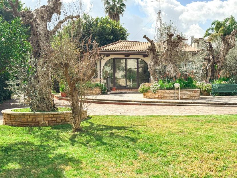 Villa in Via Calore 3, Lecce — foto 4 di 5
