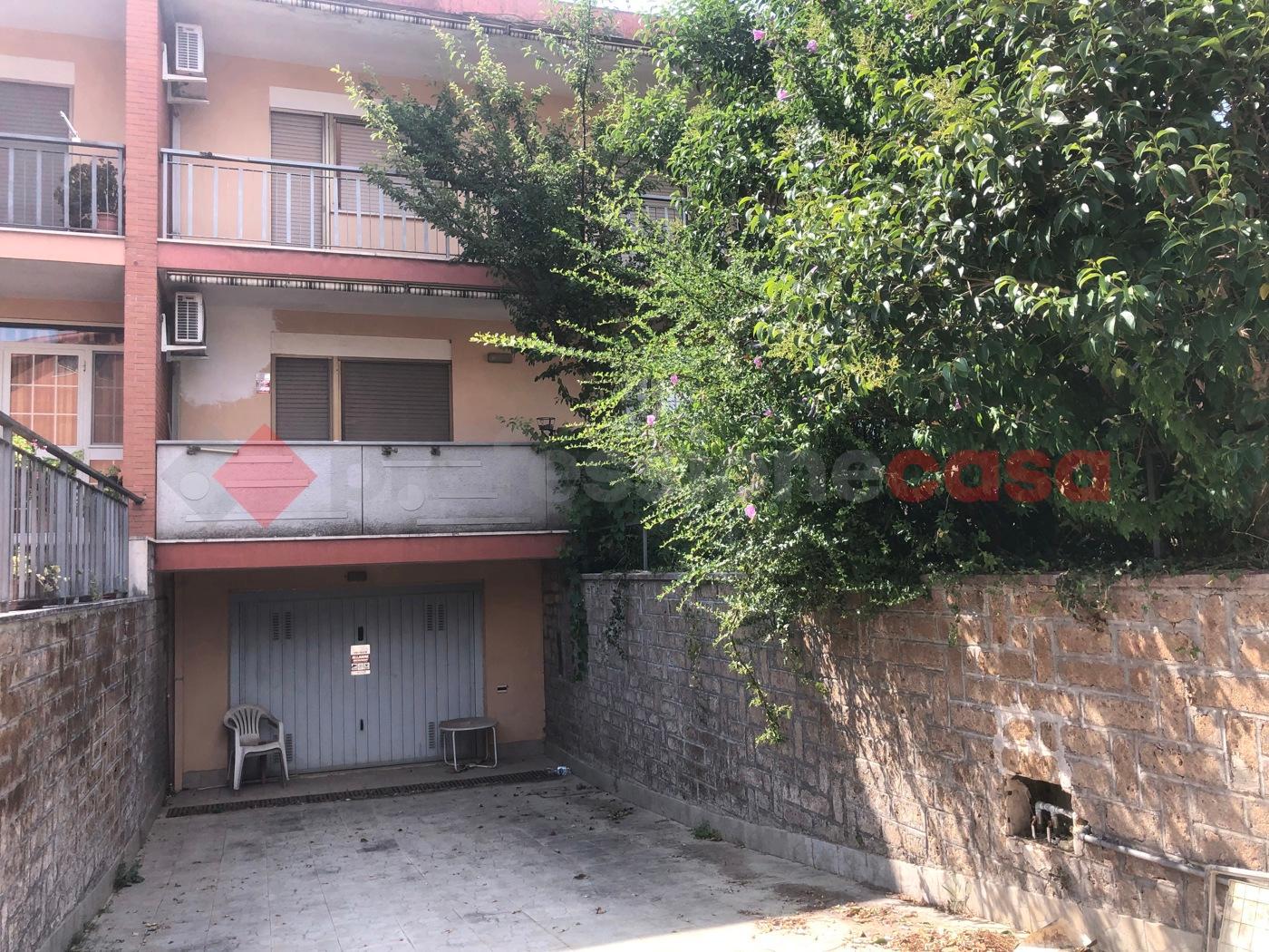 Villa a schiera in Via Germania 47, Alatri